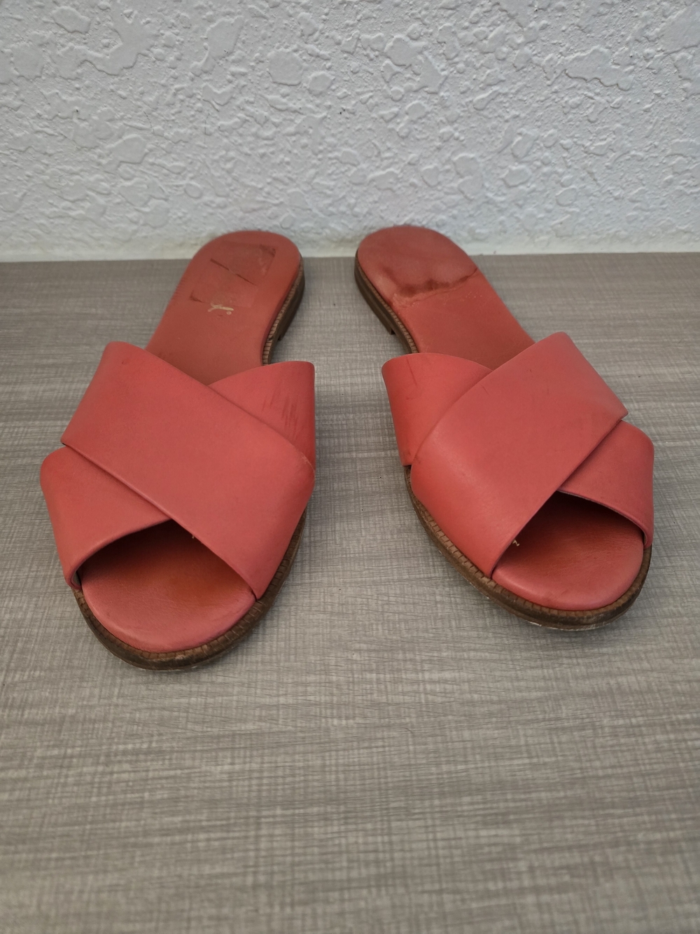 Splendid Women’s Size 8 Coral Pink Leather Crisscross Slide Sandals Flat CC032